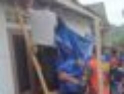 Satgas BPBD Kota Sukabumi Monitoring Rumah Ambruk di Kelurahan Karamat