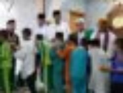 Jumling Wali Kota Sukabumi, Kunjungi Masjid Nurul Amal dan Salurkan Bantuan