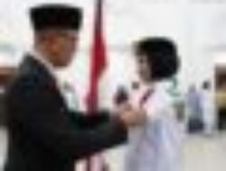 HUT RI ke-80, Wali Kota Sukabumi Kukuhkan Paskibraka Tahun 2025