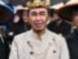 Sekda Kabupaten Sukabumi Ikut Meriahkan Kirab Budaya Hari Jadi Jabar ke-80