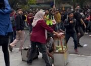 Demo di Sukabumi, Mahasiswi Berhijab Tunjukkan Aksi Heroik Lindungi Pedagang Saat Bentrokan