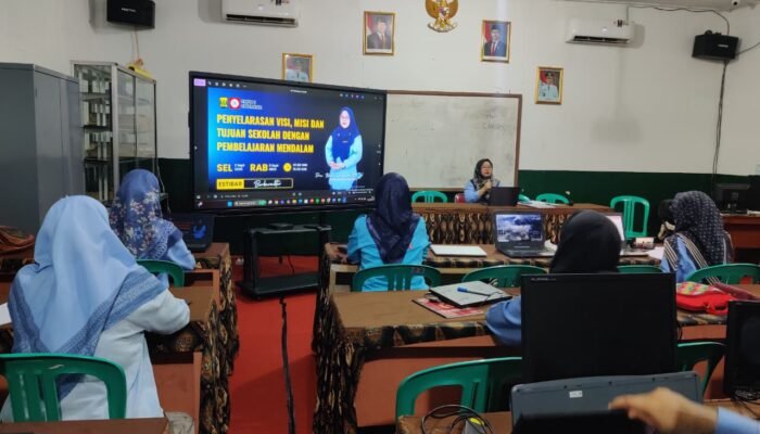 Persiapan Kurikulum Merdeka, SMPN 3 Cikembar Gelar Workshop Pembelajaran Mendalam