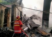 Pagi Mencekam di Cikembar: Pabrik Batu Kapur Ludes Terbakar