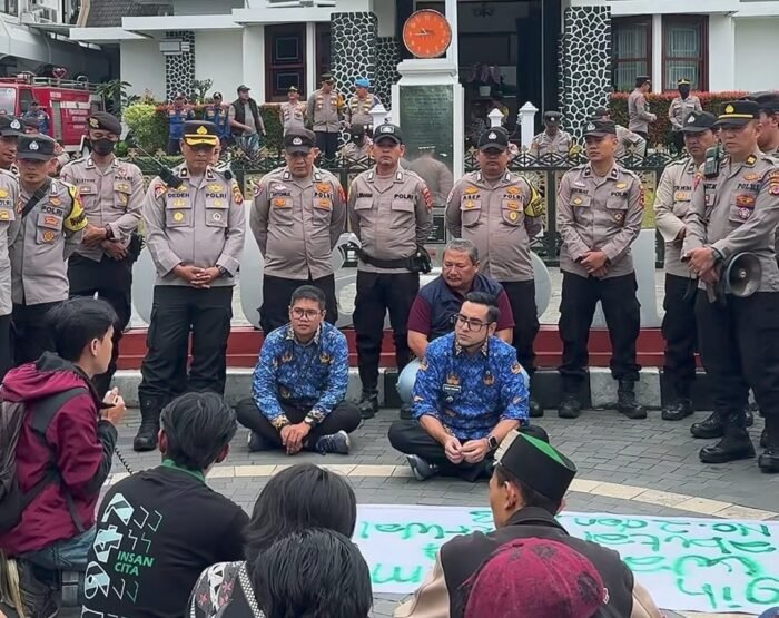 HMI Sukabumi Raya Minta Pemda Serius