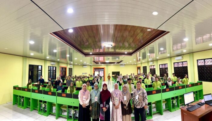 Gemilang! STIKes Sukabumi Lampaui Target Kelulusan Ujikom Nasional