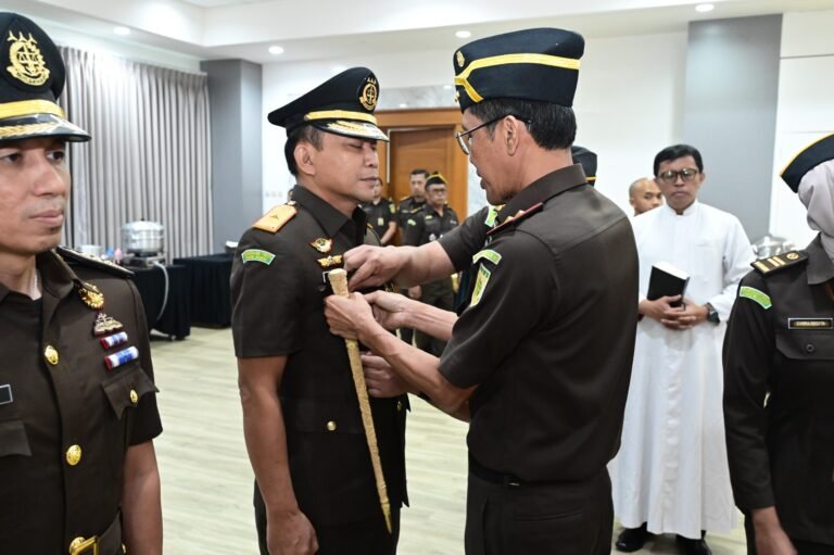 Kajati Jabar Lantik 9 Pejabat