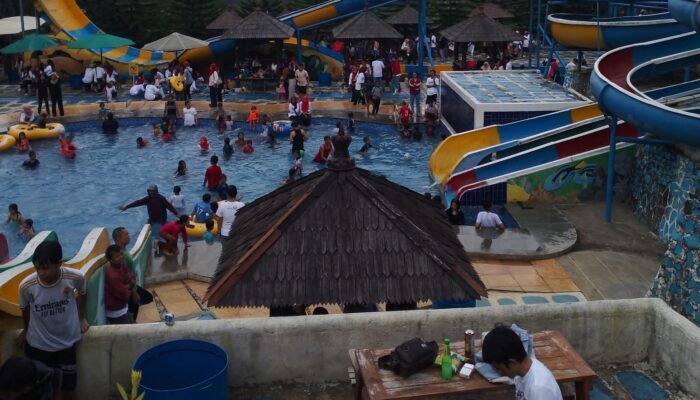 Waterpark Anak Raja Cikidang Sukabumi, Wisata Keluarga dengan Nuansa Alam