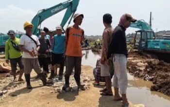 Petani Sukabumi Demo