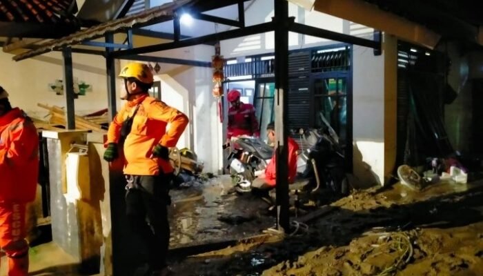 Update Bencana! 500 Rumah di Desa Cikahuripan Tergenang Banjir
