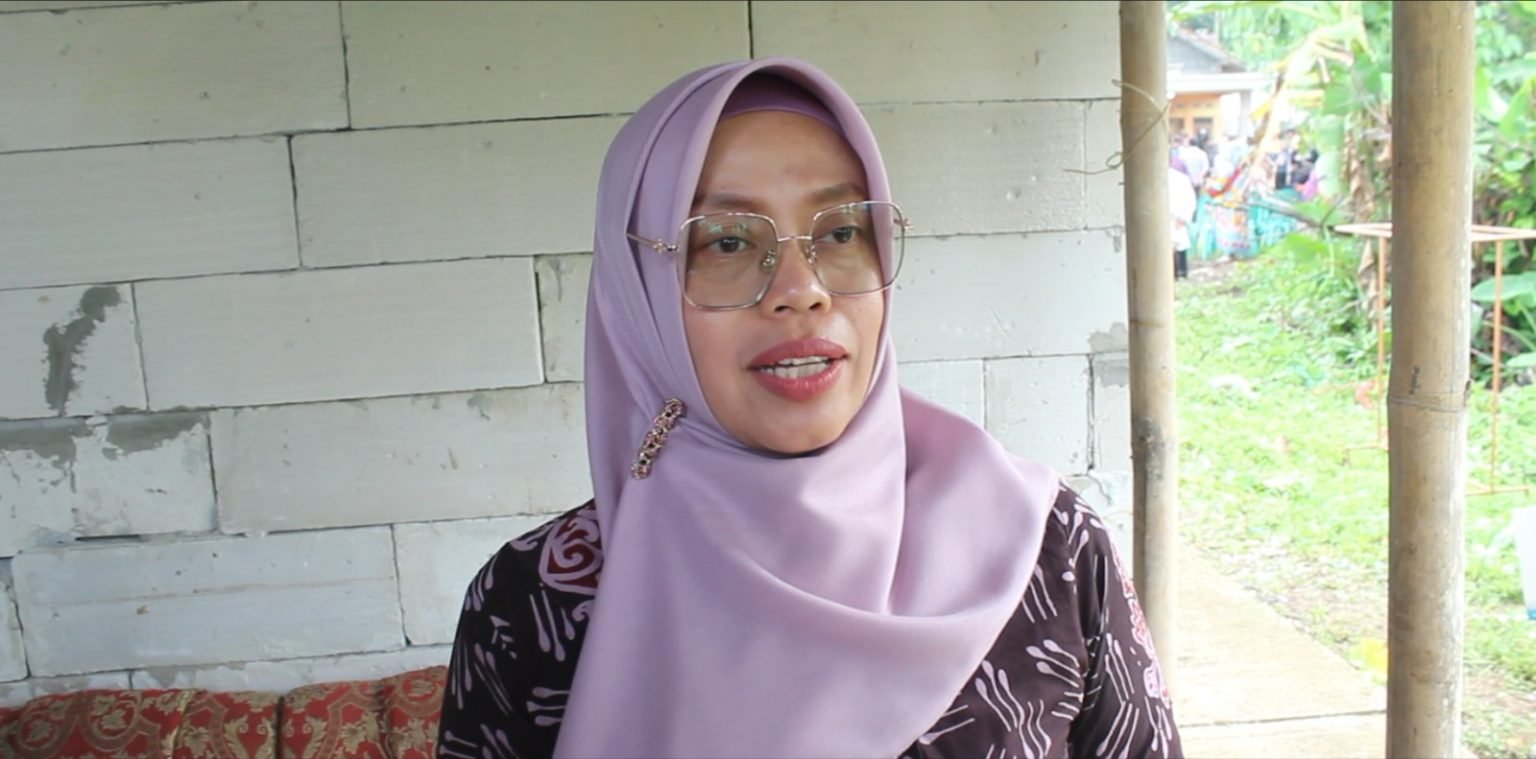 Kepala Dinas Sosial Kota Sukabumi, Een Rukmini