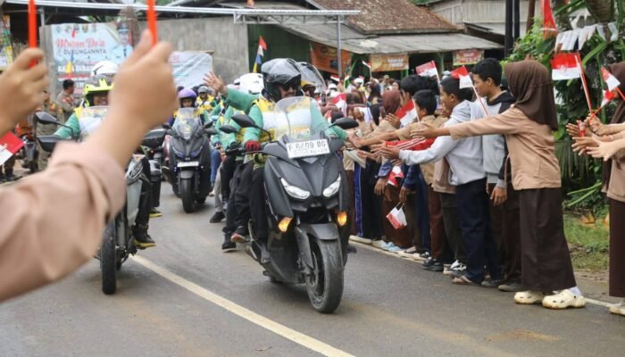 Touring Ngabumi Dari Jalan Baru hingga Bantuan Sosial, Jadi Simbol Kedekatan dengan Rakyat