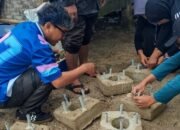 HPLL di Sukabumi, Avoskin dan Penggiat Lingkungan Tanam Terumbu Karang di Pantai Minajaya