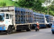 Kemendagri Nilai Surat Edaran Larangan Truk AMDK di Jabar Perlu Dievaluasi