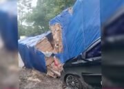 Truk Muatan Kardus Terguling di Tikungan, Minibus Xenia Ringsek di Jalur Jampangtengah–Kiaradua