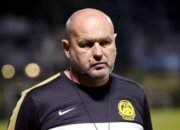 Bojan Hodak Harapkan Kontribusi Kurzawa dan Dion Markx untuk Lini Belakang PERSIB