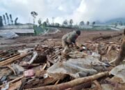 Momen Heroik Suami Selamatkan Istri dan Anak saat Longsor Besar di Bandung Barat