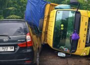 Truk Terguling di Jampangtengah Sukabumi