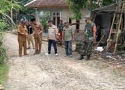 Jalan Rusak di Gandasoli Disurvei, Warga Harap Karya Bakti TNI Segera Digarap