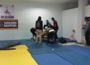 Pedagang Balon Keliling Tanpa Indetitas Ditemukan Tewas di GOR Lapang Merdeka Sukabumi