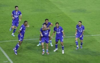 Persib Bandung Menang 2-0 atas Malut United, Kokoh di Puncak Klasemen Super League