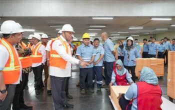 Wamenaker Minta Perusahaan Konsisten Jalankan Norma Ketenagakerjaan agar Pekerja Terlindungi