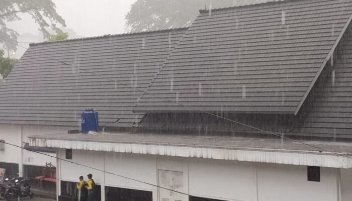 Prakiraan Cuaca Kota Sukabumi Jumat 27 Februari 2026, Hujan Ringan di Sejumlah Kecamatan