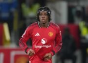 Manchester United Kalahkan Tottenham, Luke Shaw Soroti Peran Michael Carrick