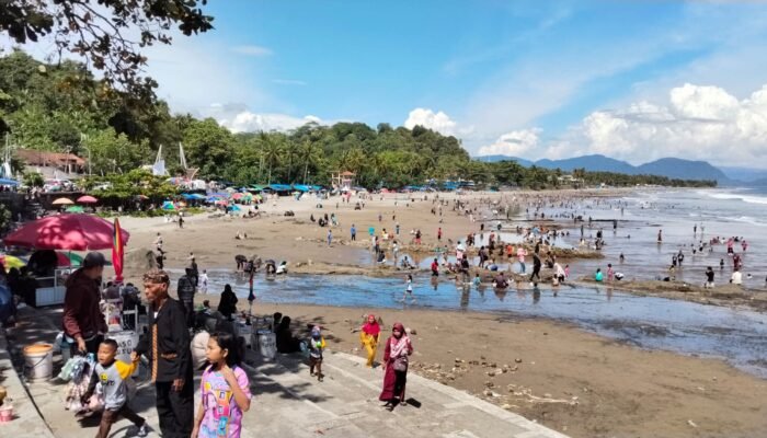 Libur Lebaran, PAD Wisata Sukabumi Hanya Terkumpul Rp128 Juta