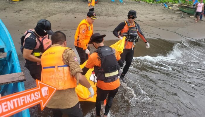 Mayat Tanpa Identitas Ditemukan di Pantai Sangrawayang Sukabumi