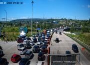 Macet Berjam-Jam di Tol Bocimi, Pemudik Mengular Hingga Cibadak