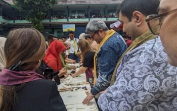 Gebrakan Global ! 16 Dubes Dunia “Serbu” SMPN 1 Kota Sukabumi, Ayep Zaki: Ini Sejarah Baru!