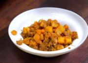 Rendang Dakak-Dakak, Olahan Singkong Khas Minang yang Populer di Sukabumi