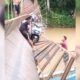 Lima Orang Jatuh ke Sungai, Jembatan Cibugel Putus Saat Warga Mau Nyoblos Pilkades PAW