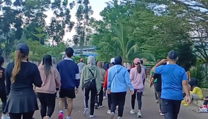 Minggu Pagi di Palabuhanratu Ramai, Warga Olahraga dan Wisatawan Mulai Berdatangan Sejak Subuh