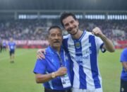 Jelang Lawan Arema FC, Umuh Muchtar Minta Persib Sapu Bersih Sisa Laga