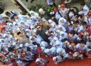 Ngirit Jajan Gara-gara MBG! Anak SD di Sukabumi Senyum Lebar, Ketika Anggota DPR Turun Ke Lapangan