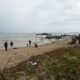 Long Weekend, Pantai Muara Cigebang Dipadati Wisatawan dari Berbagai Daerah