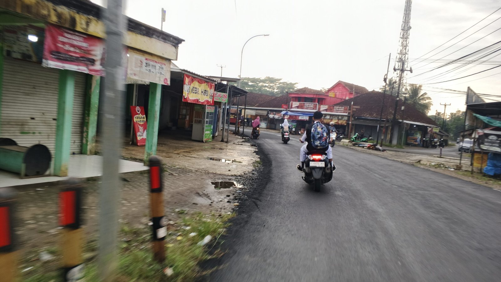 Pantauan Lalin Pagi di Simpang Cibungur