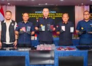 Markas Love Scamming Internasional di Sukabumi Digerebek! 16 WNA Cina, Taiwan dan Malaysia Segera Dideportasi