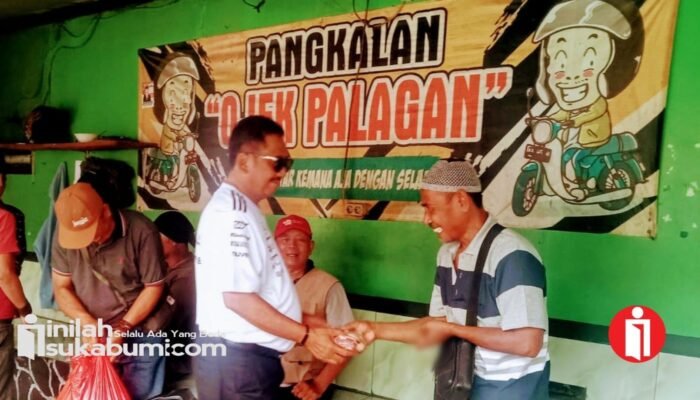 ​Kejutkan Warga Parungkuda, Bupati Asep Japar Bagikan Daging Kurban hingga Serap Aspirasi