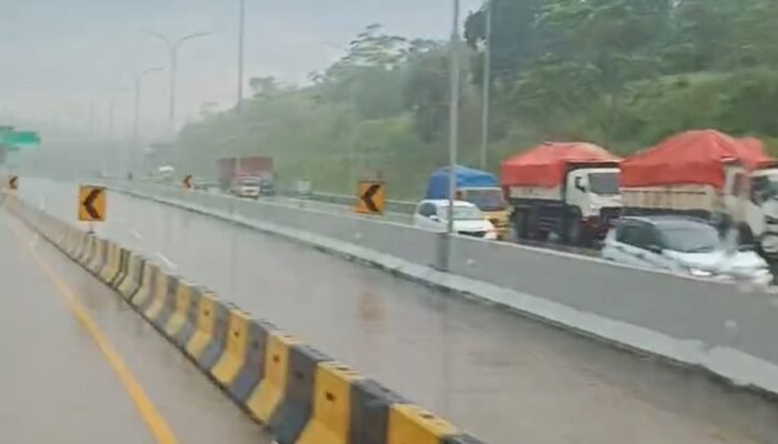Tol Bocimi KM 72 Longsor, Arus Dialihkan ke Exit Cigombong