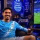 Pemain Manchester City Pantau Pertandingan Terakhir Persib Lawan Persijap