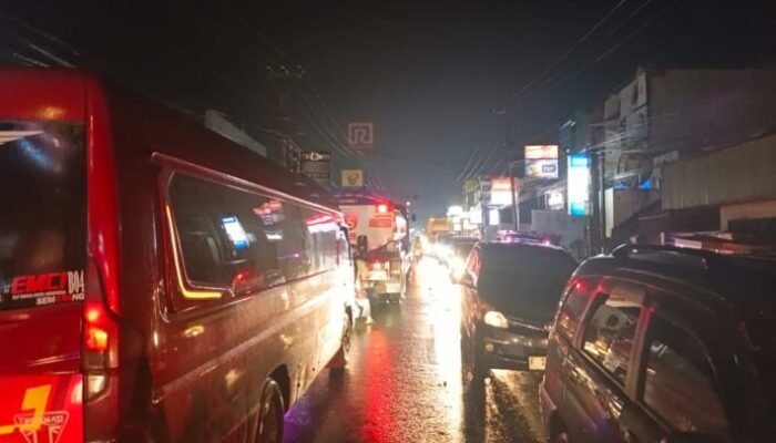 Arus Balik Long Weekend, Jalur Sukabumi Bogor Macet di Cibadak
