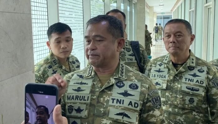 KSAD Maruli: TNI Tak Instruksikan Pembubaran Nobar Pesta Babi