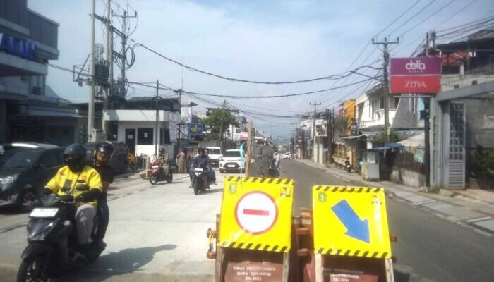 Perbaikan Jalan Gudang Sukabumi Mulai Rampung, Akses Kendaraan Dibuka Bertahap