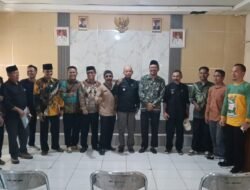 Rakor Kecamatan Jampangkulon Bahas PBB-P2, HUT RI dan Porsadin, Camat Dading Dorong Desa Tingkatkan Kinerja