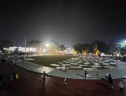Lapang Merdeka Kota Sukabumi Masih Jadi Primadona Olahraga Malam Hari