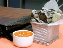 Keripik Nori Renyah dengan Saus Creamy Pedas