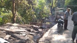 Dua Warung dan Pos Balawista di Wisata Curug Cimarinjung Ludes Terbakar, Kerugian Ditaksir Rp100 Juta