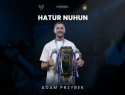 Persib Lepas Adam Przybek, Ini Alasannya